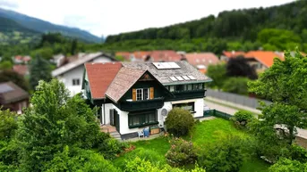 Expose Landhaus mit wunderschönem Garten in Seeboden - 2 Wohneinheiten möglich