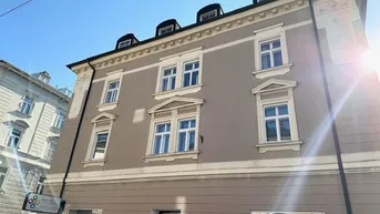 Expose Altbauwohnung par excellence in Ceconi Villa- in Top Lage Andräviertel
