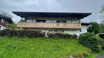 Expose  Einfamilienhaus mit sechs Zimmern und EBK in Sankt Johann in Tirol