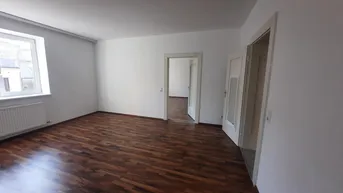 Expose Sonnige 90m² Wohnung mit Terrasse Nähe Klinikum Wels