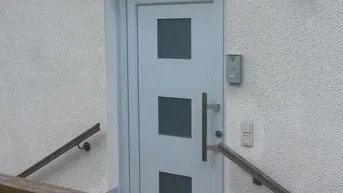 Expose Schönes Einfamilienhaus an1800qm Grünstück, mit Seeblick