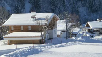 Expose Wunderbares Berghaus in herrlicher Aussichtslage mitten in dem Kitzbüheler Skigebiet zu vermieten