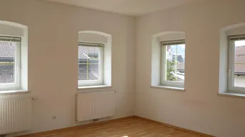 Expose 1. OG - 3-Zimmer-Wohnung mit Balkon und Einbauküche 100 m2 - € 1.180,-- warm
