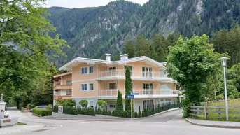 Expose Erstbezug mit Privatgarten: attraktive 3-Zimmer-EG-Wohnung in Mayrhofen/Zentrum