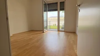 Expose Zentrale 3-Zimmer Wohnung mit 2 x Balkon & 2 x Parkplatz zu vermieten // WG geeignet