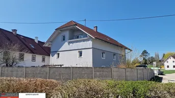 Expose Großzügiges Zweifamilienhaus mit Garten, Pool und Doppelgarage – Perfekt für Familien!
