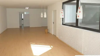 Expose Büro-/Ordination in Top Lage: 152 &amp; 175 m² – einzeln oder kombiniert nutzbar