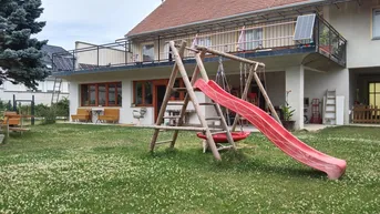 Expose Vollmöblierte 2-Zimmer Wohnung mit Badewanne