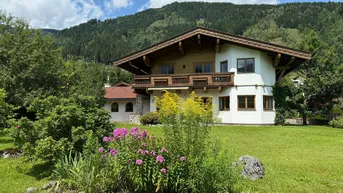 Expose KLASSISCHES LANDHAUS IN TRAUMHAFTER LAGE VON ZELL AM SEE