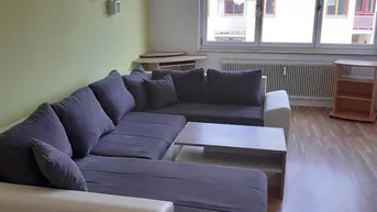 Expose Provisionsfrei, 2 Zimmerwohnung mit Loggia, ruhige Lage 