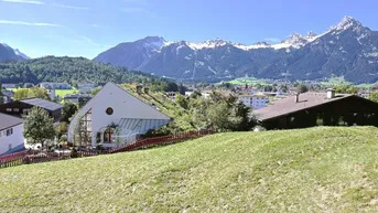 Expose Grundstück mit Burgenblick