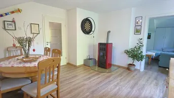 Expose Dachgeschoßwohnung in breuhigter Zentrumsnähe