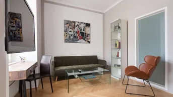 Expose Sehr zentral - Design Apartment im Palais Bellegarde 