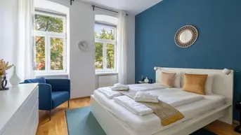 Expose Genießen Sie den Komfort eines 1-Zimmer-Hauses mit Balkon