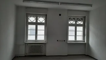 Expose Arbeiten in der Landeshauptstadt