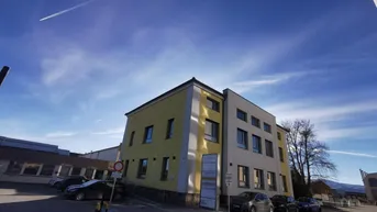 Expose Top moderne Büroräumlichkeiten in Ternitz zu vermieten