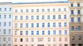 Expose Dachgeschoß Apartment Maria Theresien Straße