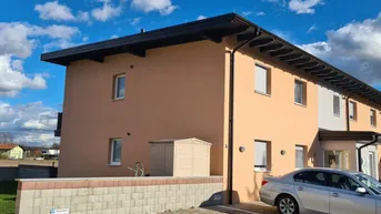 Expose 3-Zimmerwohnung mit Traumterrasse und zwei Parkplätzen in absoluter Ruhelage