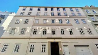 Expose Sanierungsbedürftige Wohnung! 5-Zimmerwohnung nahe der Votivkirche zu verkaufen