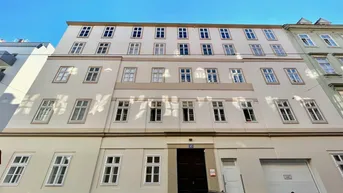 Expose GENERALSANIERTE ALTBAU-Wohnung! 5-Zimmerwohnung nahe der Votivkirche zu vermieten