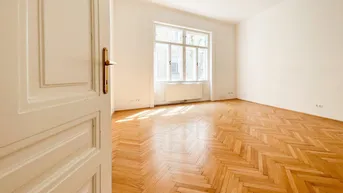 Expose KOMPLETT HOFSEITIG: 2-Zimmerwohnung im wunderschön sanierten Altbau