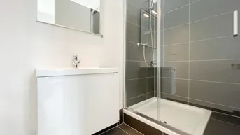 Expose NAHE WESTBAHNHOF &amp; MARIAHILFER STRASSE: helle Altbauwohnung mit hofseitigem Schlafzimmer u. neuem Bad