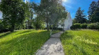 Expose NÄHE PÖTZLEINSDORFER SCHLOSSPARK: helle zentral begehbare 3 Zimmer in Grünruhelage mit Loggia