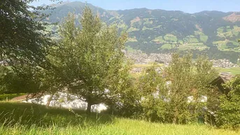 Expose Wunderschönes Panoramagrundstück in Hart im Zillertal zu verkaufen