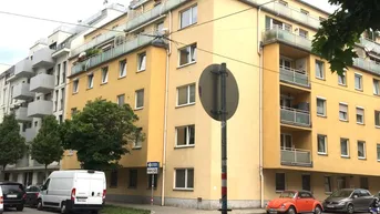 Expose Provisionsfreie Penthouse-Wohnung ab 2.879,-/m2 für Anleger