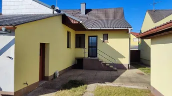 Expose Gemütliches Haus mit circa 400m² Garten + Hof + Garage + Hofgebäude