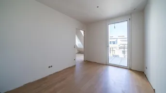 Expose *Mai 2025* 2 Zimmer Wohnung mit Terrasse beim Kagraner Platz!