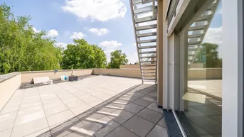 Expose *Sommer 2025* Rund 180 qm Freifläche und Blick auf den See bei dieser exklusiven Dachgeschosswohnung!