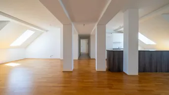 Expose FERNBLICK gesucht? 4 Zimmer Wohnung mit XXL Wohnzimmer direkt in Pfaffstätten / Bezirk Baden