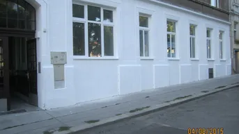 Expose Renovierte Single-oder Pärchenwohnung, Top-Lage (Nähe Elterleinplatz)!