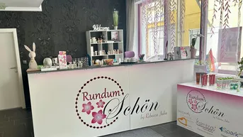 Expose Kosmetik, Fußpflege oder Massage 