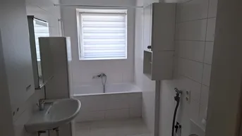 Expose Wohnung mit guter Anbindung und Küche