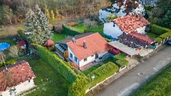 Expose Charmantes Einfamilienhaus im Wienerwald mit wunderschönem Garten