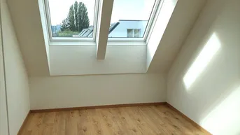 Expose Abendsonne auf der Dachterrasse genießen - hübsche 2-Zimmer-Neubauwohnung in Hollabrunn / bezugsfertig / zentral / energieeffizient / leistbar