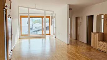 Expose Helle und zentrale 3-Zimmer Mietwohnung