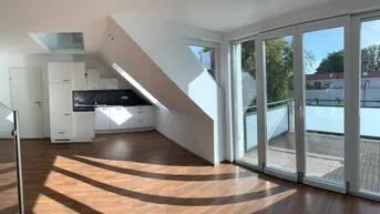Expose Schicke Dachgeschoß-Wohnung in Traumlage, 75m2