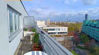 Expose Freier Ausblick über ganz Wien und Richtung Rax / Schneeberg