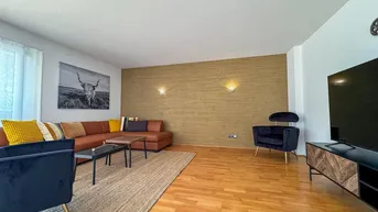 Expose RÖTHIS: Stilvolle, sehr geräumige 3-Zimmer-Wohnung mit TG-Platz!