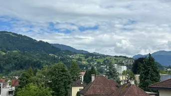 Expose Sanierte und sehr helle 4-Zimmer-Wohnung inkl. 2 Balkone im 4.OG in der Dornbirner Innenstadt