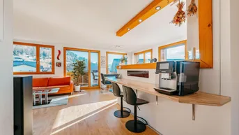 Expose Lichtdurchflutetes 4-Zimmer-Apartment mit Panoramablick: Sonnige Aussichten in idyllischer Umgebung