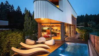 Expose Modernes Architektenhaus mit Panorama-Wellness &amp; Designkomfort