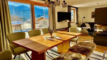 Expose Eigennutzung oder touristische Vermietung möglich (!) Umfangreich saniertes Einfamilienhaus in Panoramalage