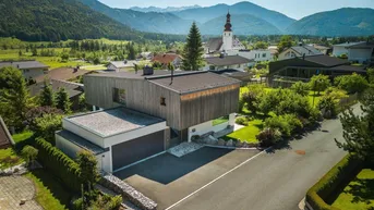 Expose Designvilla in Ruhelage – Architektenkunst im Pillerseetal