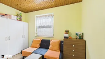 Expose Traumhaftes Mehrfamilienhaus in Eggendorf: 12 Zimmer, Garten und viel Platz zum Wohlfühlen!
