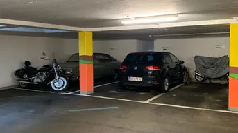 Expose 5700 Thumersbach; ab SOFORT Tiefgaragenstellplatz zu mieten