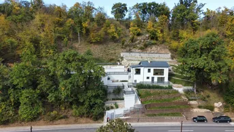 Expose PROVISIONSFREI - Haus mit 2 Wohneinheiten auf 5.710 Quadratmeter